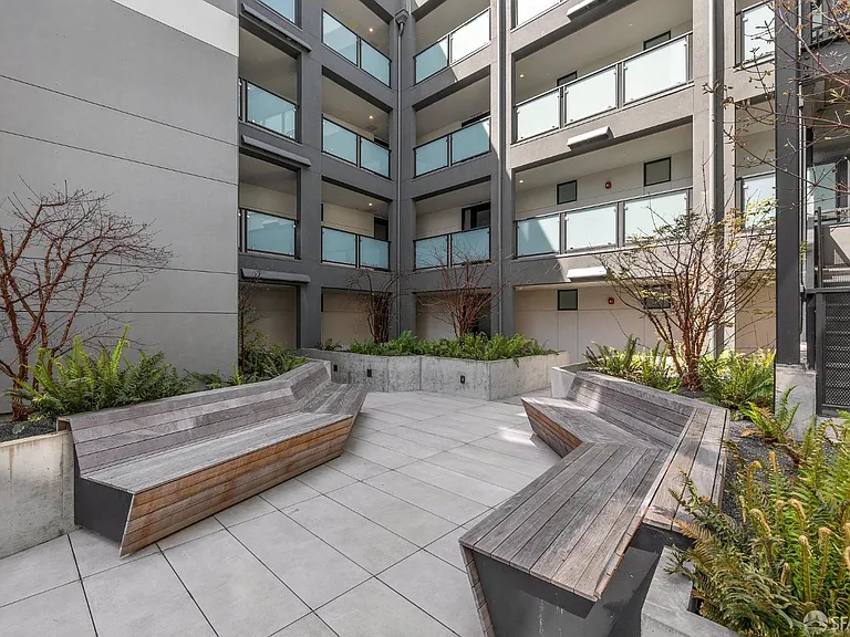 580 Hayes St #407-L — Photo 30