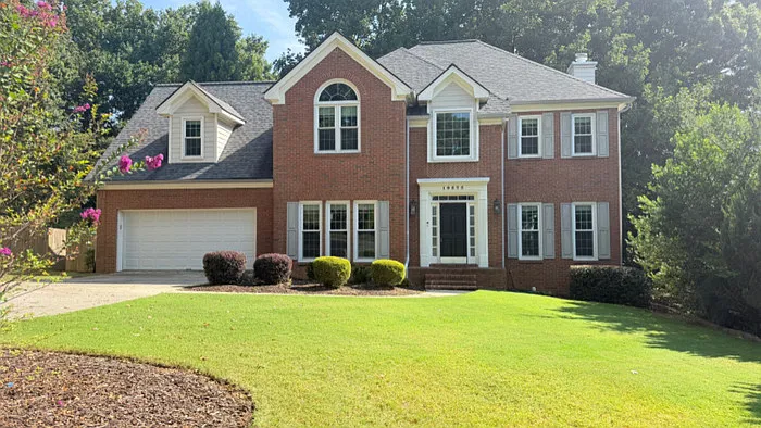5 bed, 3.5 bath, 2893 sqft, $3,950 — Photo 1