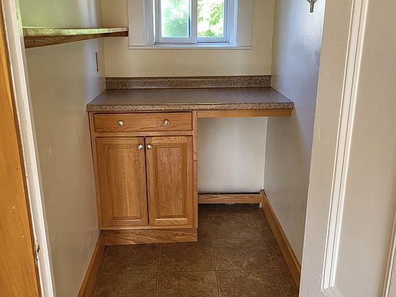 4th image of 11 Osgood Rd #3