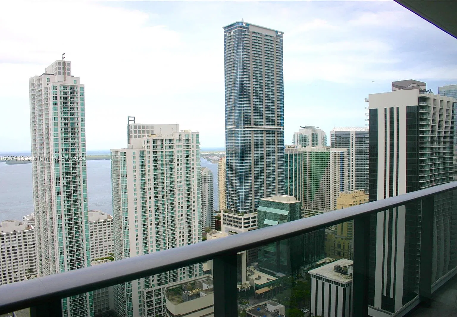 3 bed, 1514 sqft, $7,600 — Photo 3