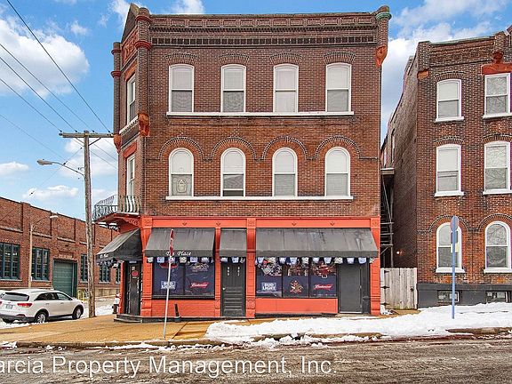 2nd image of 900 Barton St #3F