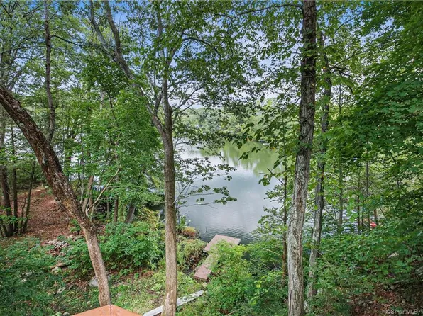 12 Carol Street, Danbury, CT 06810