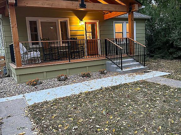 New front porch 2022