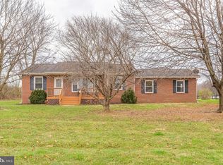 389 Green Spring Rd, Winchester, VA 22603