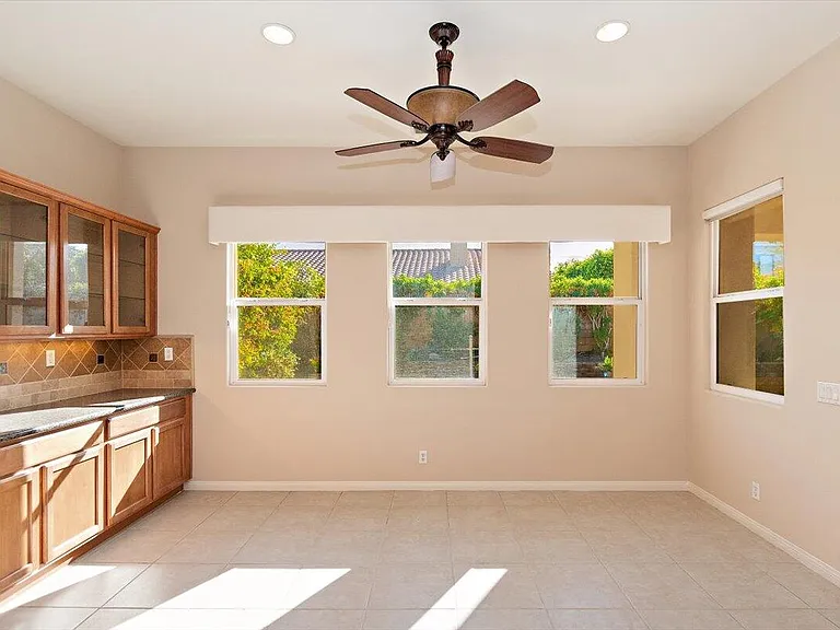 80215 Queensboro Dr #80215 — Photo 24