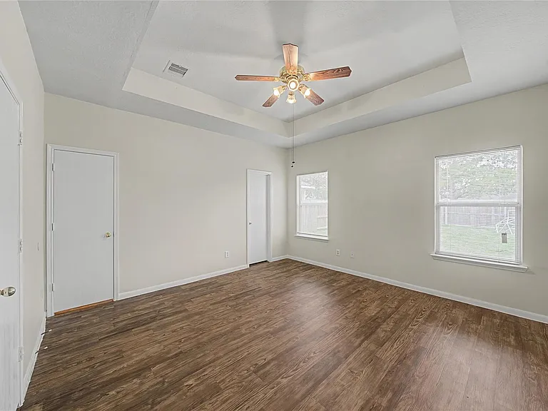 1111 Auburn View Ln — Photo 18