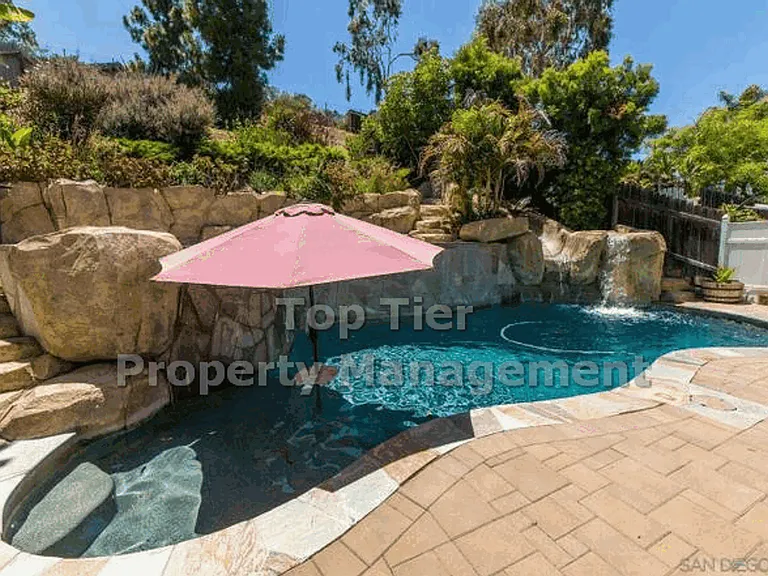 1690 Mountain Pass Cir — Photo 13