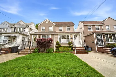 1739 East 38th Street