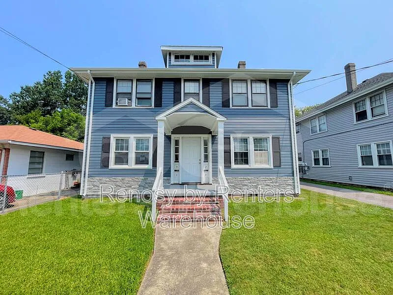 220 Glendale Ave #2