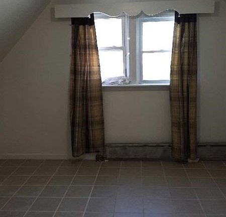 5th image of 22703 114th Ave