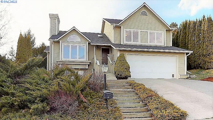 1st image of 1325 SE Sunnymead Way