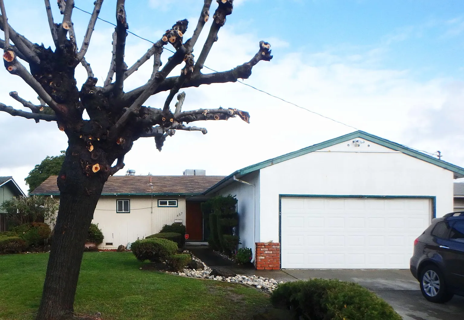 457 Meadowlark St photo 1