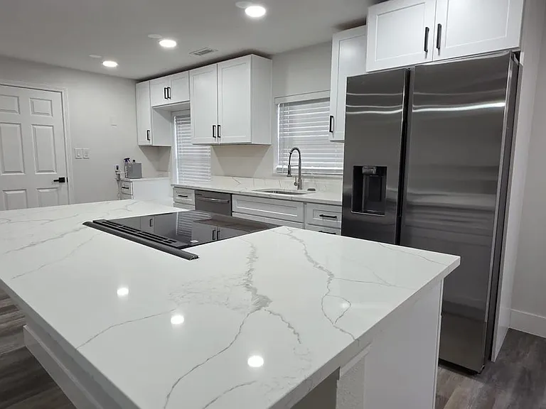 243 S Hull Ave — Photo 12