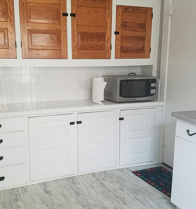 1st image of 1102 W 8th St Floor 1
