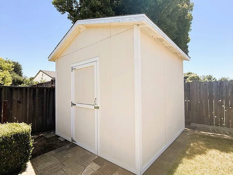 7030 Orchard Dr — Photo 26