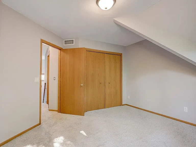 7653 Farmington Way — Photo 27