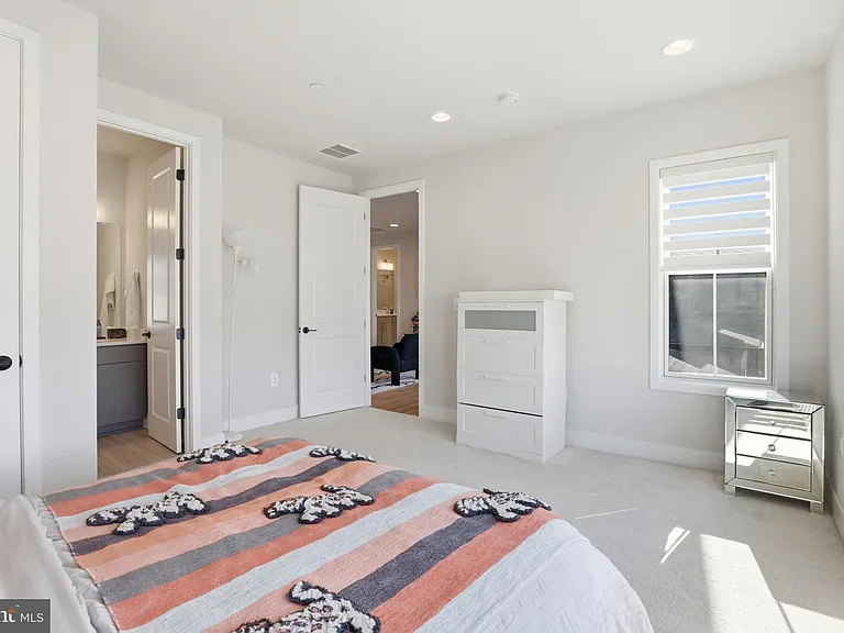 9725 Lantana Way — Photo 30