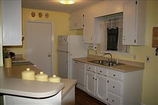 3rd image of 1685 County Road 14