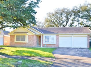 7734 Barberton Dr, Houston, TX 77036