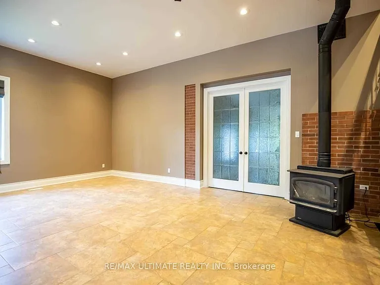 6472 Country Ln — Photo 4