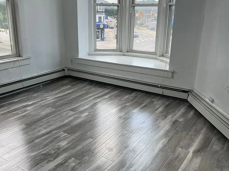 816 S State St — Photo 23