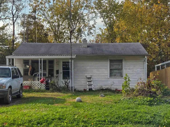 2201 S Walnut Ln, Evansville, IN 47714