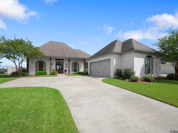 41204 Toledo Ave, Gonzales, LA 70737