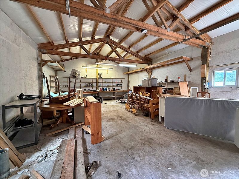 3rd image of 153 Valley View Drive