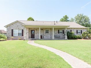 9711 Swan Dr, Broken Arrow, OK 74014