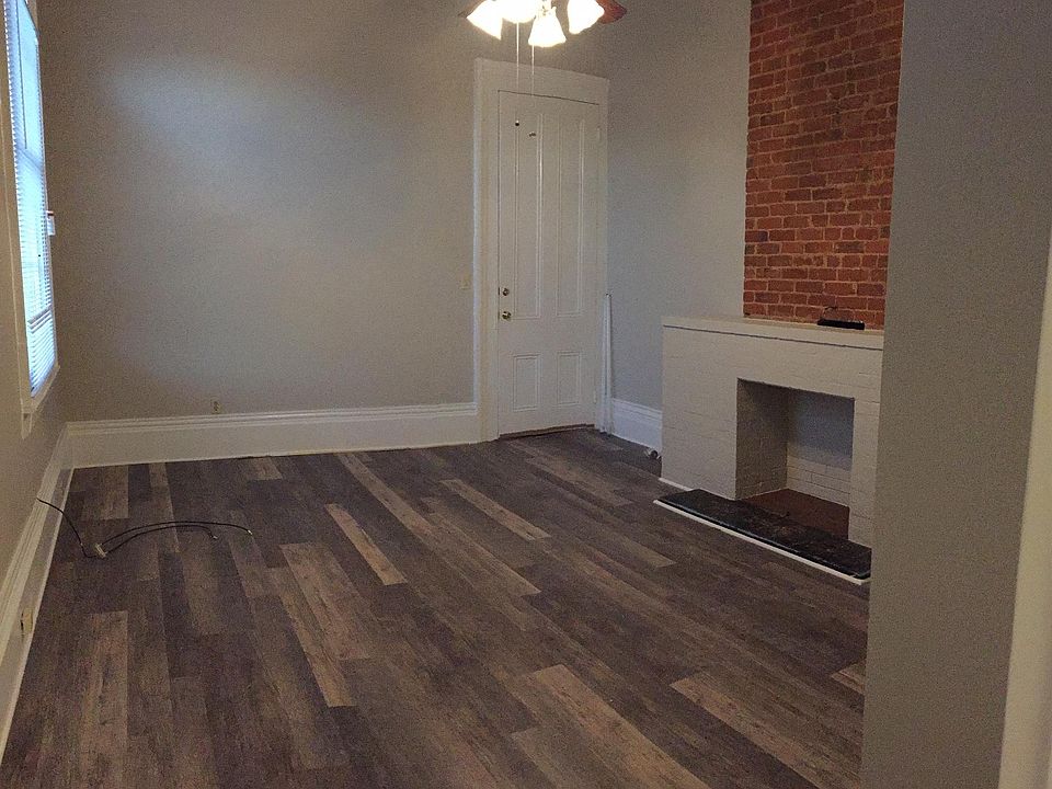 1st image of 1736 2nd St Unit B