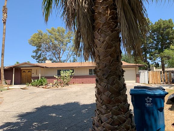 2nd image of 4460 Denia Cir