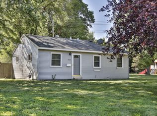 6823 52nd Ave N, Crystal, MN 55428