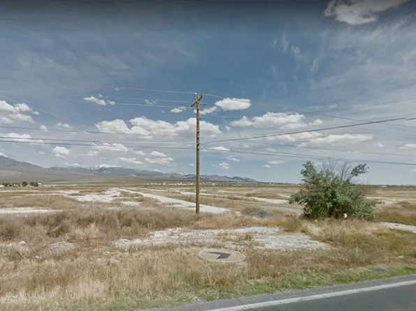 300 Red Horse St, Pahrump, NV 89060