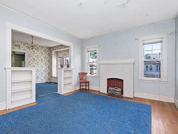5th image of 92 Sagamore Ave