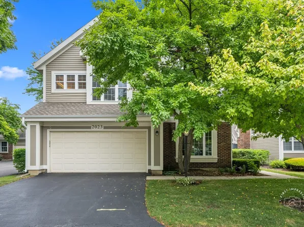2023 N Stanton Crt, Arlington Heights, IL 60004