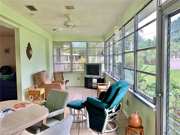 4th image of 1045 El Mar Ave