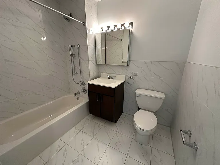 2763 Morris Ave #202 — Photo 4
