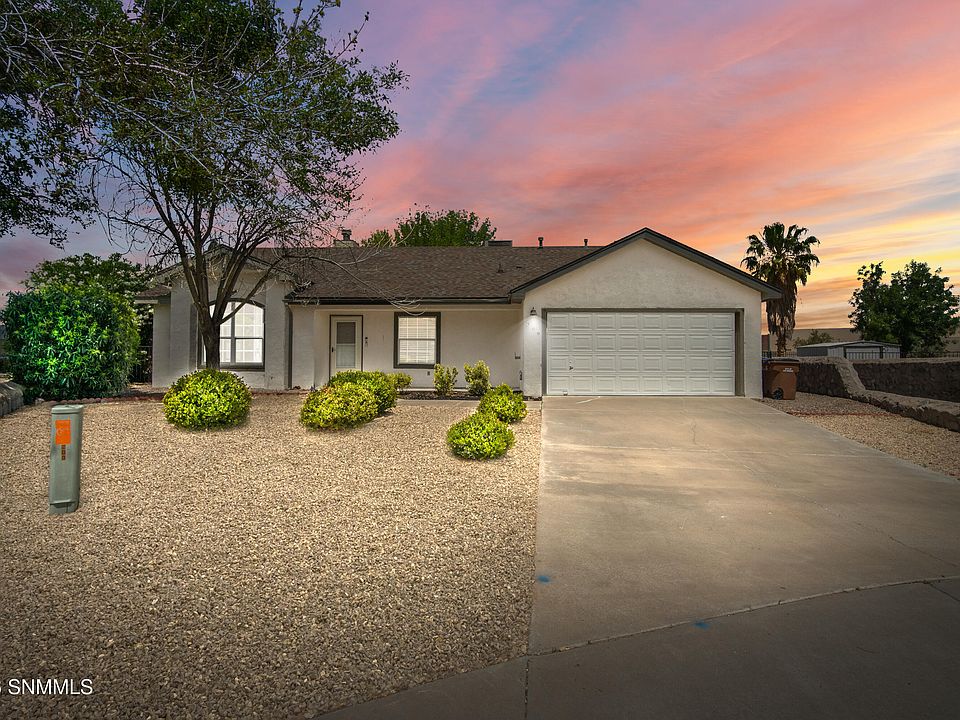 1st image of 700 Scenic View Dr