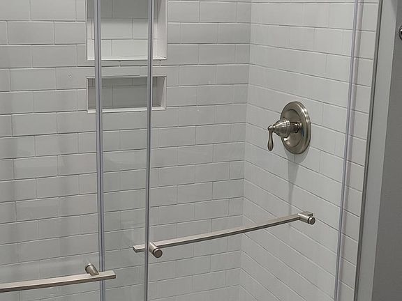 2nd image of 2728 W Girard Ave #2