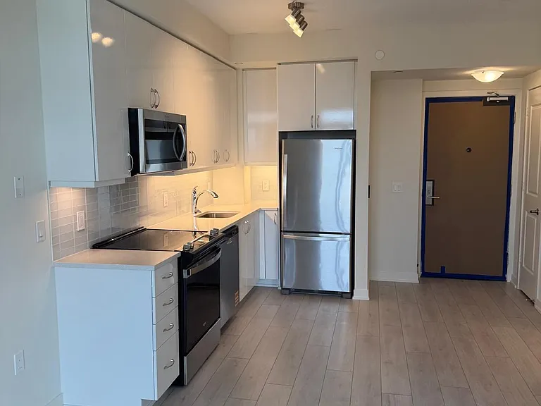 38 Annie Craig Dr #3609 — Photo 3