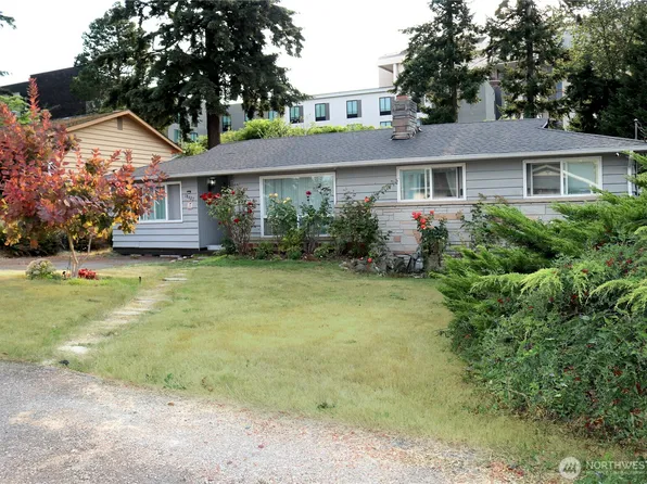 18627 32nd Avenue S, SeaTac, WA 98188
