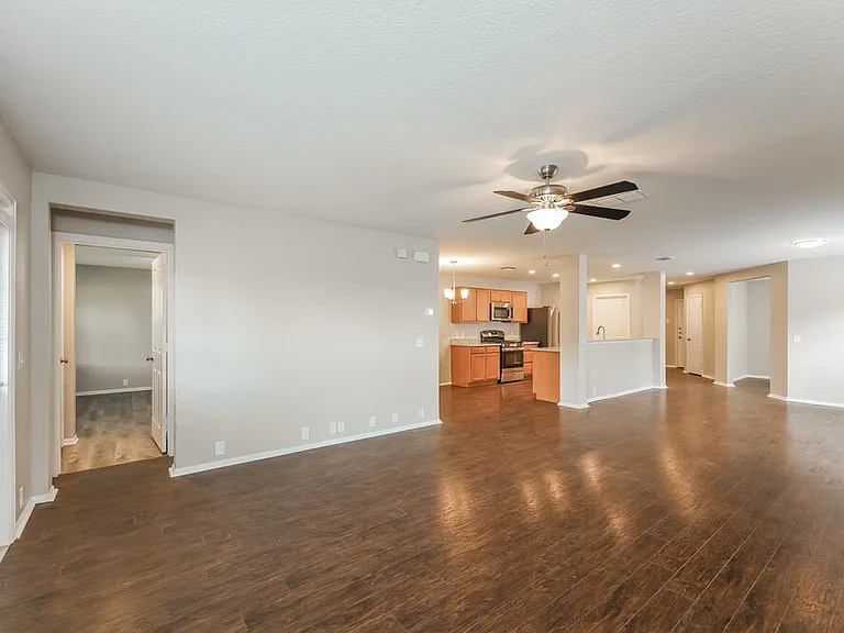 3411 Maguey Trl — Photo 4