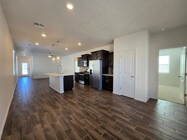 4207 Via De Ventura, Santa Fe, NM 87507
