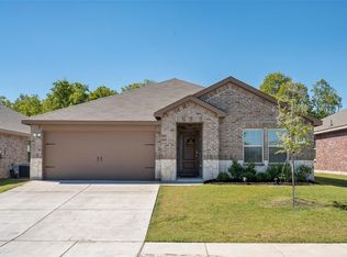 122 Secretariat Ln, Caddo Mills, TX 75135