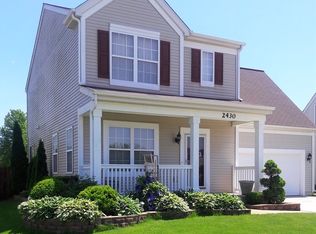 2430 Claridge Ln, Montgomery, IL 60538