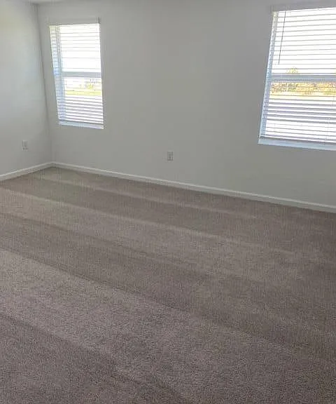 622 Papillon St SW — Photo 9