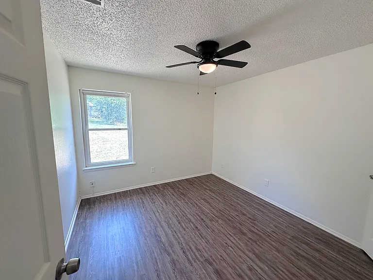 5408 Helmick Ave #5408 — Photo 10