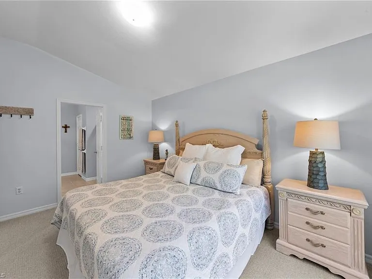 9974 Horse Creek Rd — Photo 21