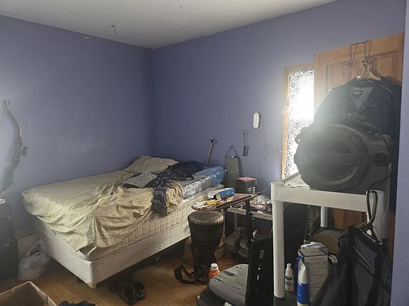 2nd image of 11715 S Parnell Ave
