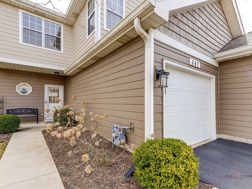 2nd image of 547 Woodcrest Dr #C